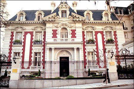 This building, "La Mansion," is part of the Four Seasons Hotel in Buenos Aires. The main building (a contemporary tower) is around the corner.