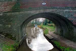 Narrowboat. Llangollen Canal Bridge 16.