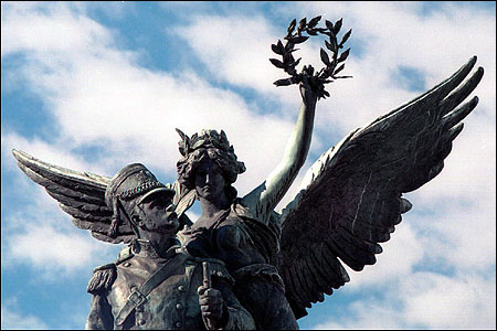 Another set of figures from the monument to the war dead in Plaza San Martin, Buenos Aires